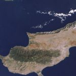 ΤΟ ΣΑΜΙΩΤΙΚΟ ΚΡΑΣΙ ΤΑΞΙΔΕΥΕΙ ΣΤΗΝ ΚΥΠΡΟ